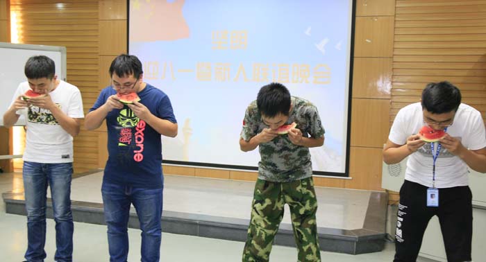 2.游戏互动，比谁快！.jpg